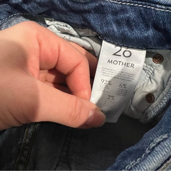 MOTHER The Looker Jeans in Whole Lotta Trouble - Picture 6 of 8